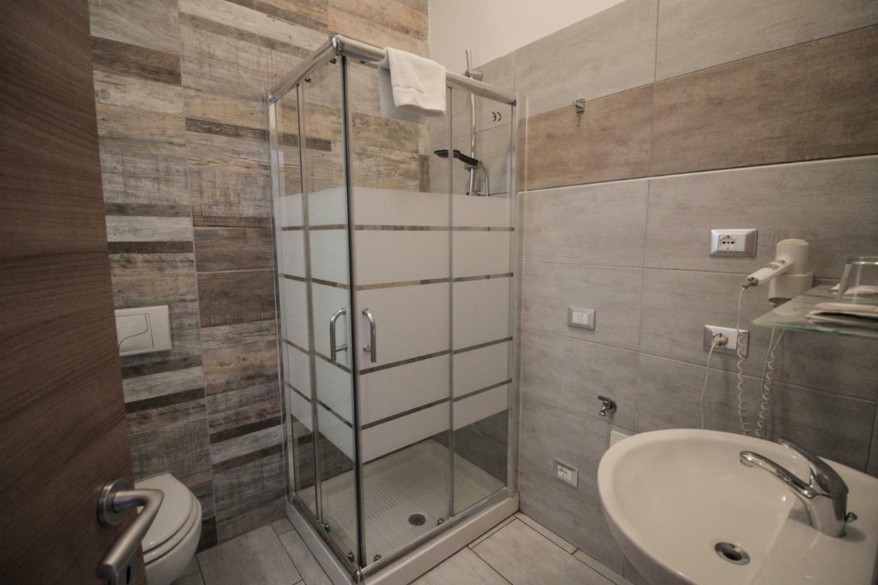 בולוניה La Suite Rooms & Apartments מראה חיצוני תמונה