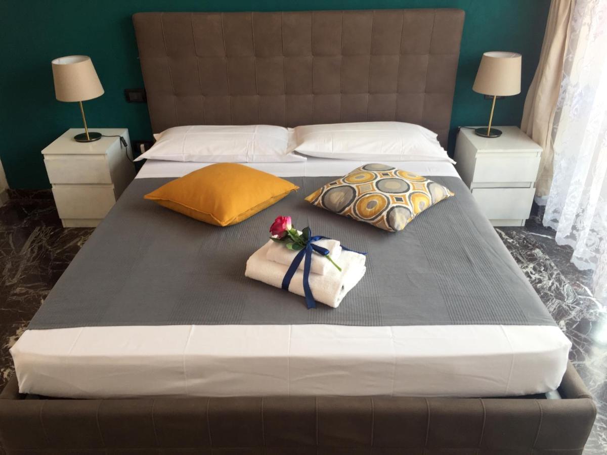 בולוניה La Suite Rooms & Apartments מראה חיצוני תמונה
